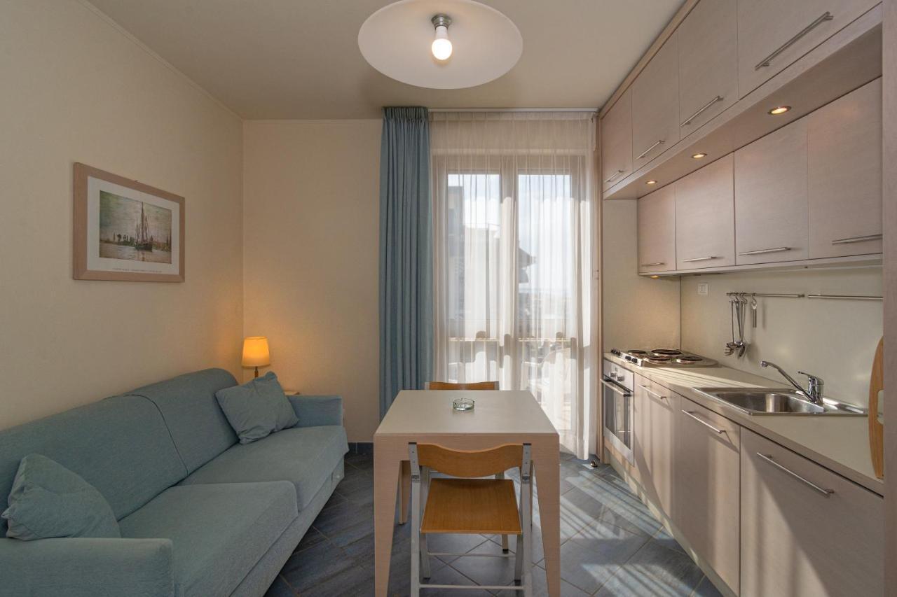 Hotel Brunella Lido di Camaiore Ngoại thất bức ảnh