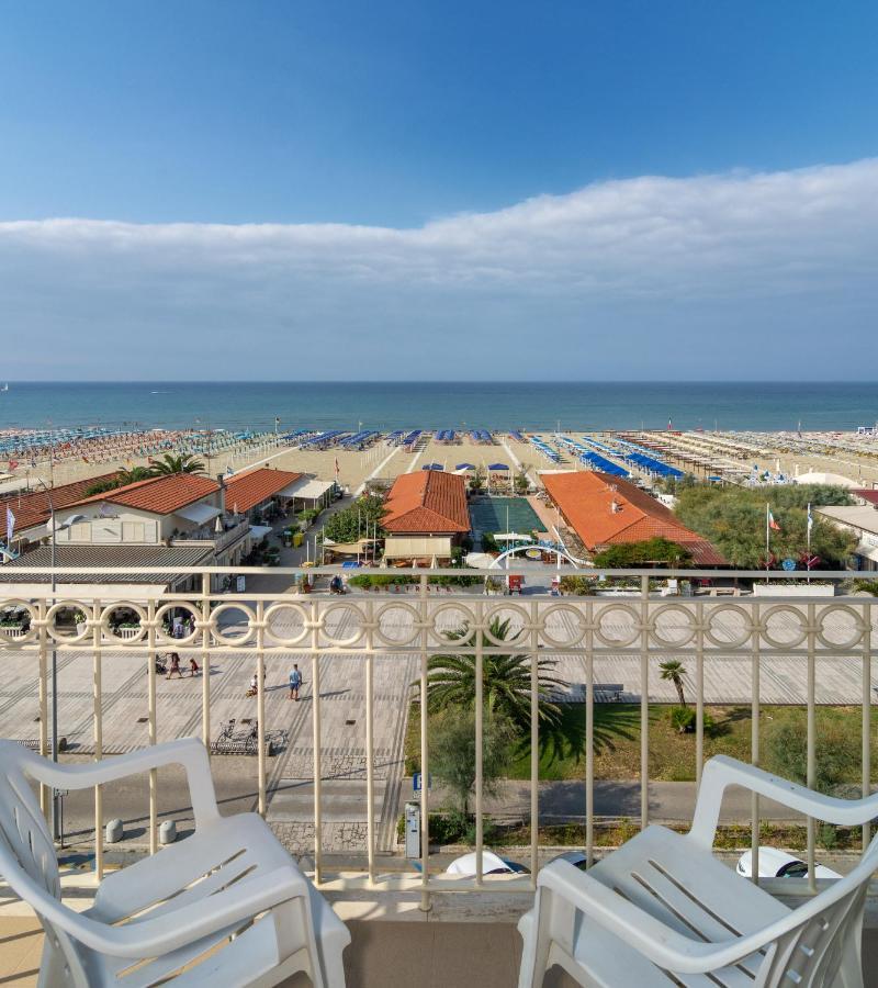 Hotel Brunella Lido di Camaiore Ngoại thất bức ảnh