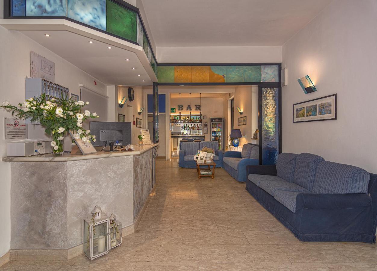 Hotel Brunella Lido di Camaiore Ngoại thất bức ảnh