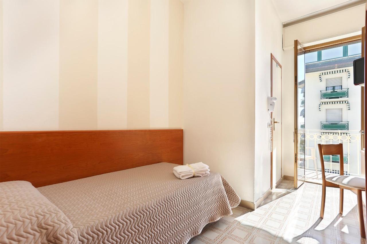 Hotel Brunella Lido di Camaiore Ngoại thất bức ảnh